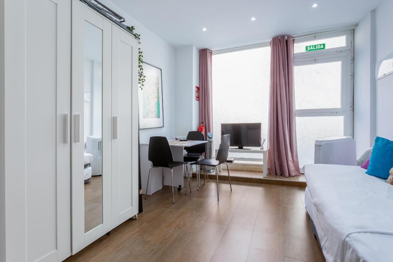 Aparteasy - Goya Ground Floor Studio Мадрид Екстер'єр фото
